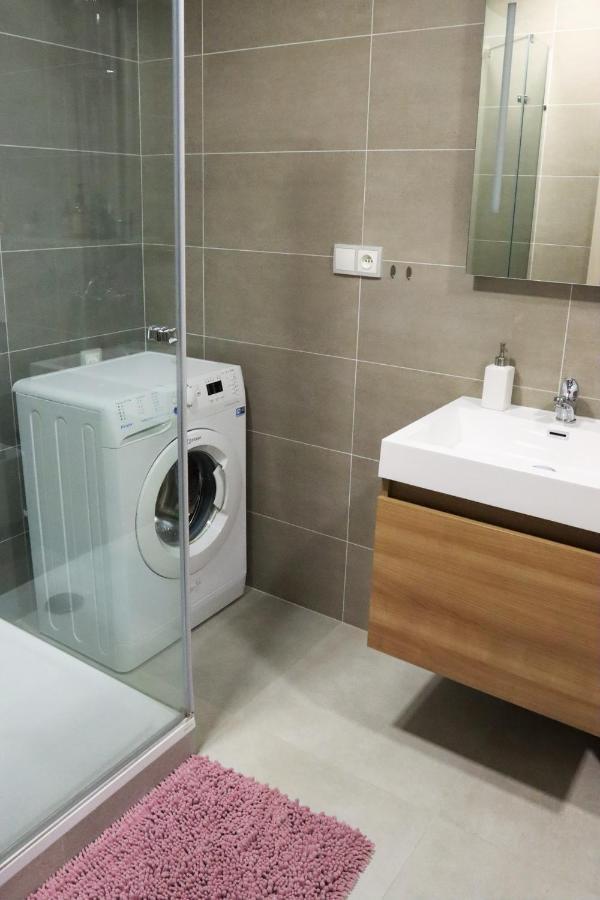 Pohodlny Apartman S Ptaci Zahradou Uherske Hradiste Exterior photo